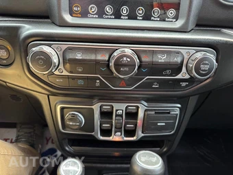 2021 Jeep Wrangler Unlimited 4xe Sahara - miniatura 28