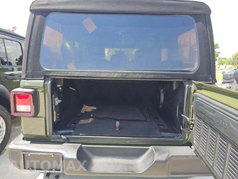 2021 Jeep Wrangler Unlimited Freedom Edition - miniatura 11