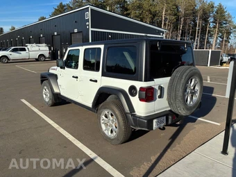 2021 Jeep Wrangler Unlimited Islander - miniatura 3