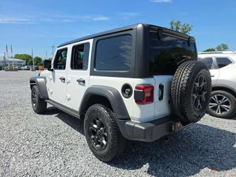 2021 Jeep Wrangler Unlimited Islander - miniatura 2