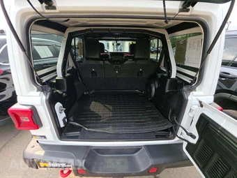 2021 Jeep Wrangler Unlimited Rubicon - miniatura 14