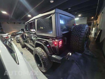 2021 Jeep Wrangler Unlimited Sahara - miniatura 3