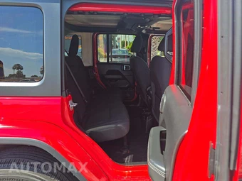 2021 Jeep Wrangler Unlimited Sahara - miniatura 13