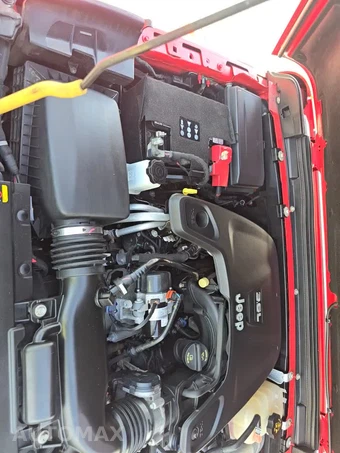2021 Jeep Wrangler Unlimited Sahara - miniatura 20