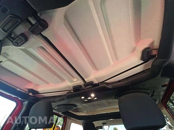 2021 Jeep Wrangler Unlimited Sahara - miniatura 8