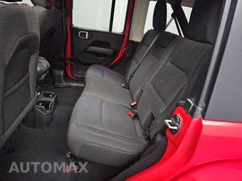 2021 Jeep Wrangler Unlimited Sahara - miniatura 13