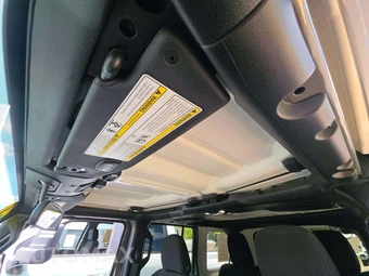 2021 Jeep Wrangler Unlimited Sahara - miniatura 10