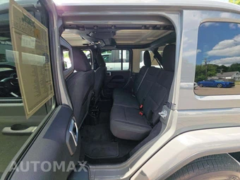 2021 Jeep Wrangler Unlimited Sahara - miniatura 12