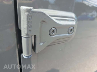 2021 Jeep Wrangler Unlimited Sahara - miniatura 21