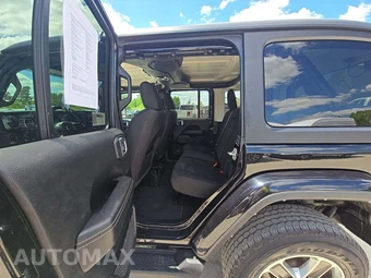 2021 Jeep Wrangler Unlimited Sahara - miniatura 10