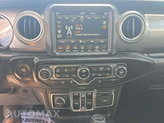 2021 Jeep Wrangler Unlimited Sahara - miniatura 7