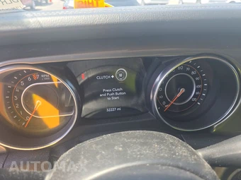 2021 Jeep Wrangler Unlimited Sahara - miniatura 12