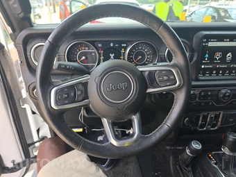 2021 Jeep Wrangler Unlimited Sahara - miniatura 10