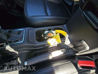 2021 Jeep Wrangler Unlimited Sahara - miniatura 5