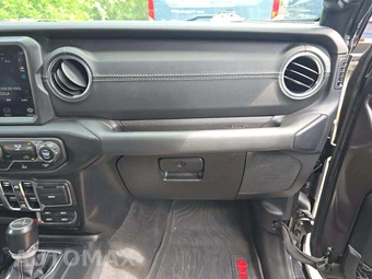 2021 Jeep Wrangler Unlimited Sahara - miniatura 19