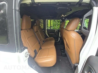 2021 Jeep Wrangler Unlimited Sahara - miniatura 16