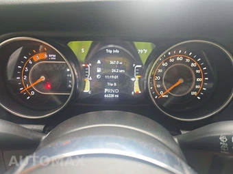 2021 Jeep Wrangler Unlimited Sahara - miniatura 9