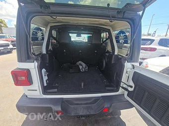2021 Jeep Wrangler Unlimited Sahara - miniatura 14