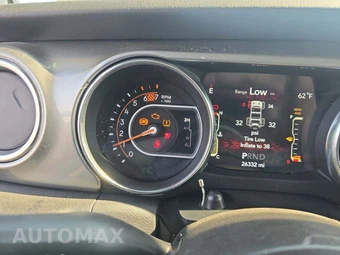 2021 Jeep Wrangler Unlimited Sahara - miniatura 25