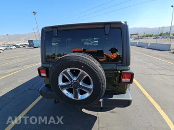 2021 Jeep Wrangler Unlimited Sahara - miniatura 5