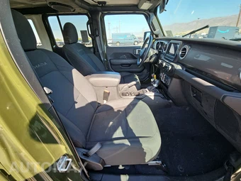 2021 Jeep Wrangler Unlimited Sahara - miniatura 8