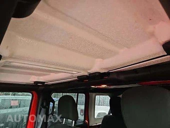 2021 Jeep Wrangler Unlimited Sahara - miniatura 11