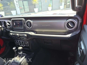 2021 Jeep Wrangler Unlimited Sahara - miniatura 16