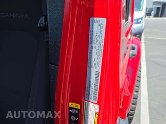 2021 Jeep Wrangler Unlimited Sahara - miniatura 2