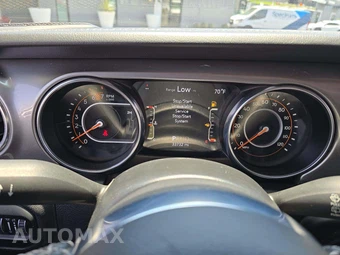 2021 Jeep Wrangler Unlimited Sahara - miniatura 6