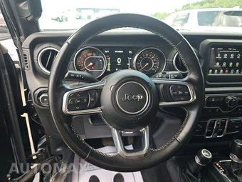2021 Jeep Wrangler Unlimited Sahara - miniatura 10