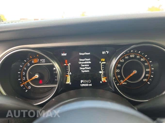 2021 Jeep Wrangler Unlimited Sahara - miniatura 6