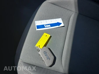 2021 Jeep Wrangler Unlimited Sahara - miniatura 23