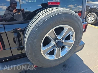 2021 Jeep Wrangler Unlimited Sahara - miniatura 7