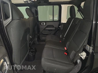 2021 Jeep Wrangler Unlimited Sahara - miniatura 13