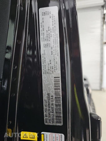 2021 Jeep Wrangler Unlimited Sahara - miniatura 14