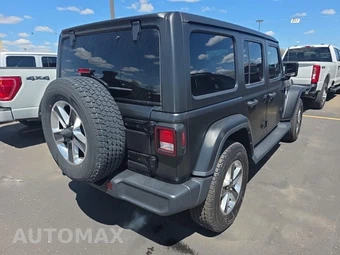 2021 Jeep Wrangler Unlimited Sahara - miniatura 4