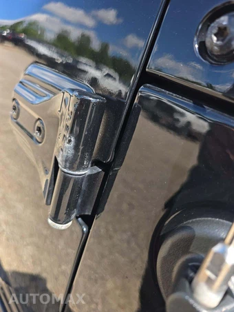 2021 Jeep Wrangler Unlimited Sahara - miniatura 21