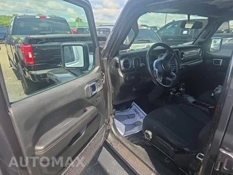 2021 Jeep Wrangler Unlimited Sahara - miniatura 13