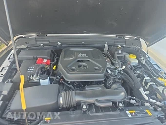 2021 Jeep Wrangler Unlimited Sahara - miniatura 18