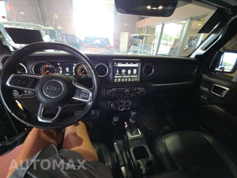 2021 Jeep Wrangler Unlimited Sahara - miniatura 11