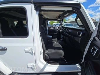 2021 Jeep Wrangler Unlimited Sahara - miniatura 15