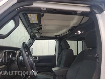 2021 Jeep Wrangler Unlimited Sahara - miniatura 17
