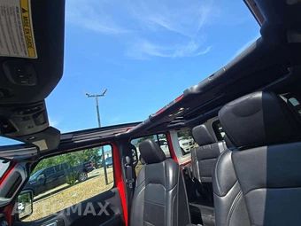 2021 Jeep Wrangler Unlimited Sahara Altitude Edition - miniatura 8