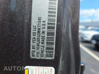 2021 Jeep Wrangler Unlimited Sahara Altitude Edition - miniatura 2