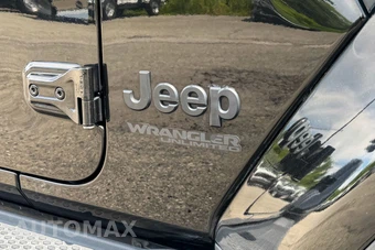 2021 Jeep Wrangler Unlimited Sahara Altitude Edition - miniatura 11