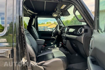 2021 Jeep Wrangler Unlimited Sahara Altitude Edition - miniatura 13