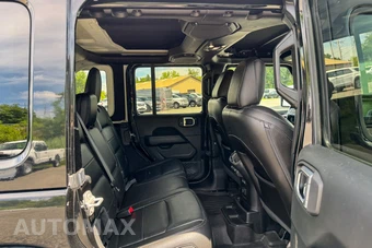 2021 Jeep Wrangler Unlimited Sahara Altitude Edition - miniatura 15
