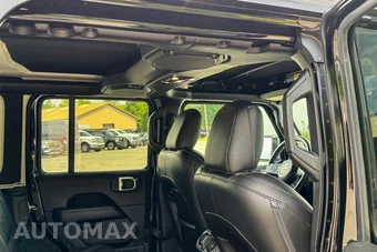2021 Jeep Wrangler Unlimited Sahara Altitude Edition - miniatura 16