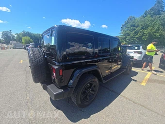 2021 Jeep Wrangler Unlimited Sahara Altitude Edition - miniatura 3