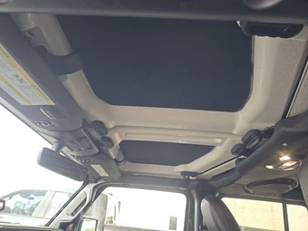 2021 Jeep Wrangler Unlimited Sahara Altitude Edition - miniatura 17